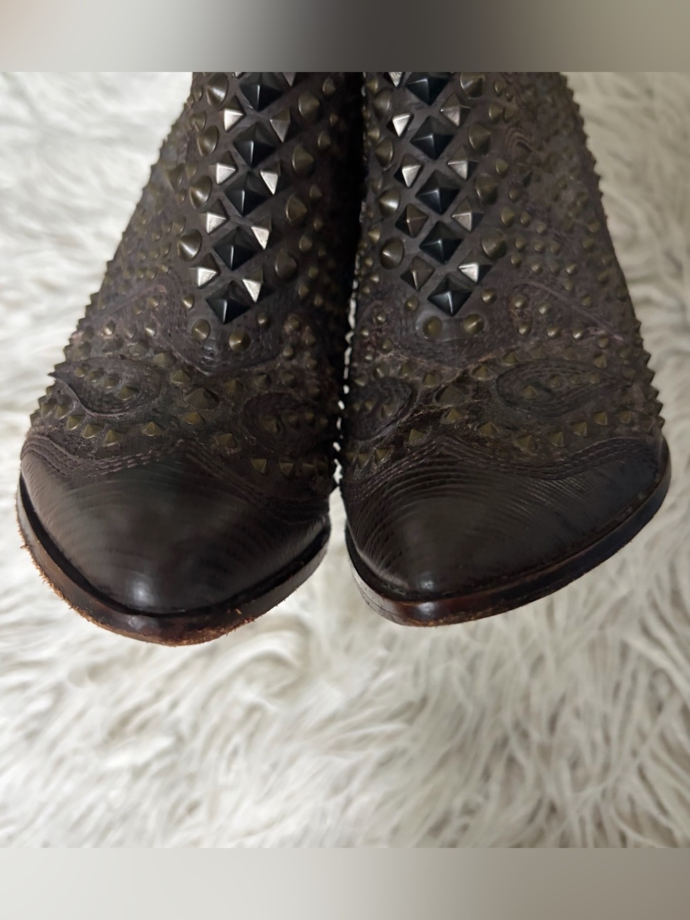 Frye Remy Deco Studded Leather Western Brown Heeled Ankle Booties Boots EUC 6.5 - Picture 6 of 11
